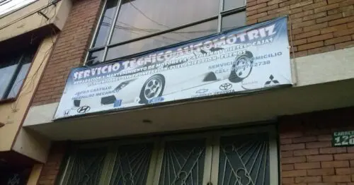 SERVICIO TECNICO AUTOMOTRIZ CARRERA 102A SERVICIO TECNICO AUTOMOTRIZ CARRERA 102A